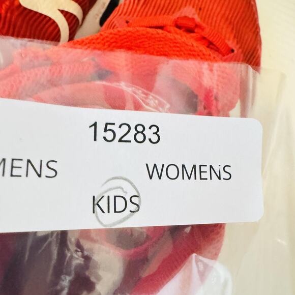 Nike Shoes Kids Boy 4.5Y Red White Black Star Runner 4 Athletic Running Sneakers - Picture 12 of 12